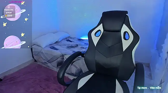 Riana Kean online show from 12-16-24, 10:24