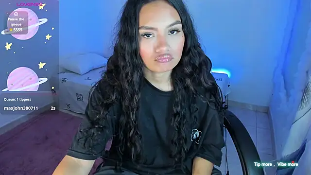 Riana Kean online show from 01-28-25, 02:43