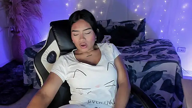 Riana Kean online show from 03-09-26, 03:54