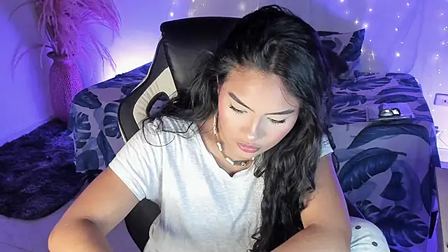 Riana Kean online show from 03-17-26, 02:38