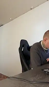 MrMrsRight online show from 11-01-25, 08:05