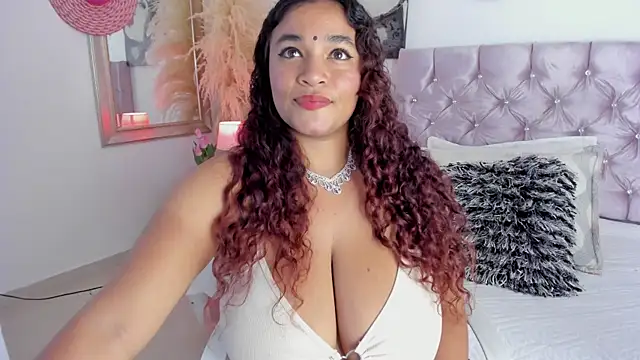 Snapshot of Darsha_Hara chatting on 06-26-26, 07:07 Darsha Hara online show from 06-26-26, 07:07