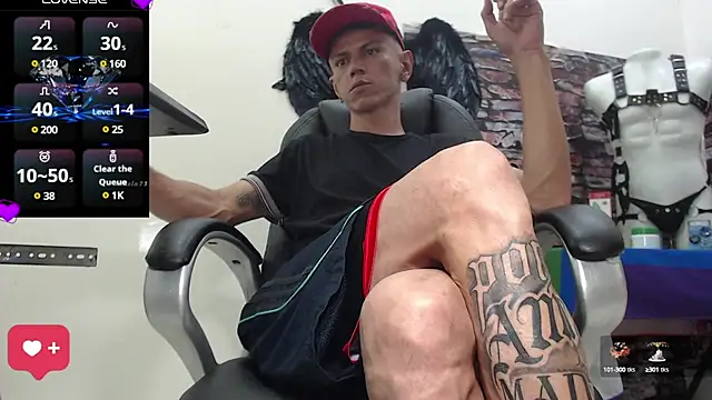 Snapshot of andy_dwels777 chatting on 12-18-24, 09:18 andy dwels777 online show from 12-18-24, 09:18