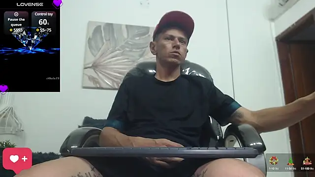 Snapshot of andy_dwels777 chatting on 12-28-24, 12:24 andy dwels777 online show from 12-28-24, 12:24