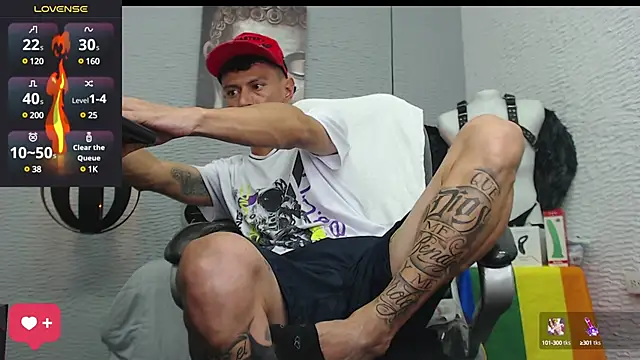 Snapshot of andy_dwels777 chatting on 02-26-25, 10:53 andy dwels777 online show from 02-26-25, 10:53