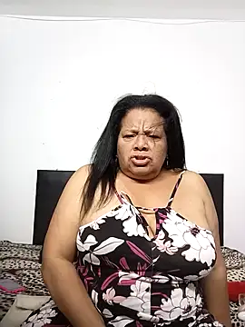 Shanttal0272 online show from 02-05-25, 01:15