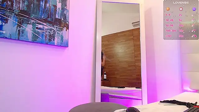 horny-juliette online show from 02-06-25, 10:43