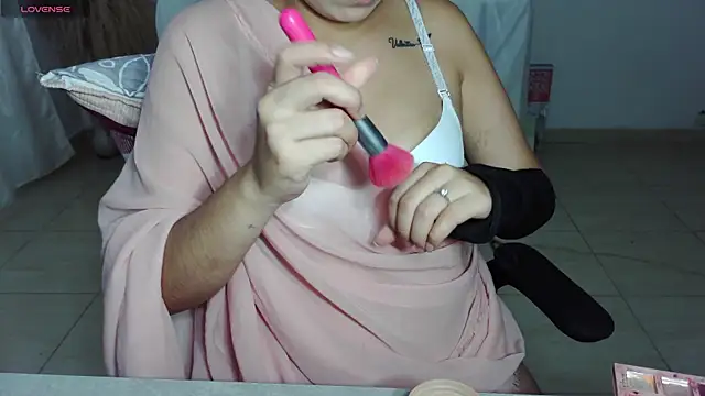 Snapshot of umarany chatting on 02-13-25, 12:11 umarany online show from 02-13-25, 12:11