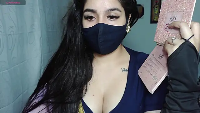 Snapshot of umarany chatting on 09-15-25, 01:44 umarany online show from 09-15-25, 01:44