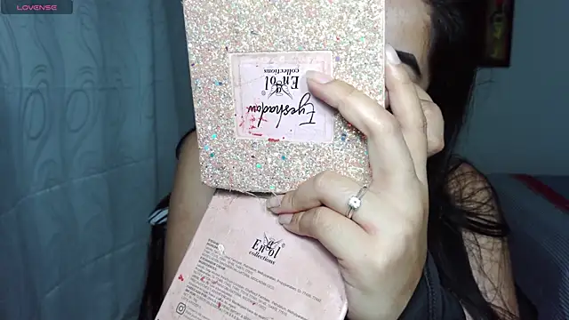 Snapshot of umarany chatting on 10-12-25, 02:16 umarany online show from 10-12-25, 02:16