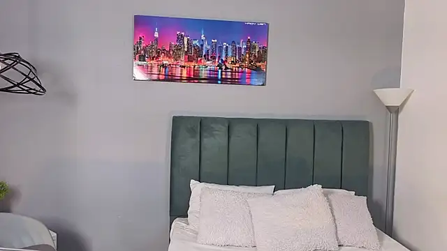 Alli cooper online show from 04-22-26, 11:23