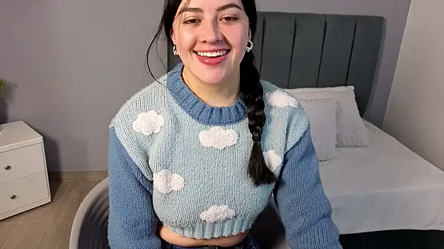 Alli cooper online show from 06-12-26, 01:54
