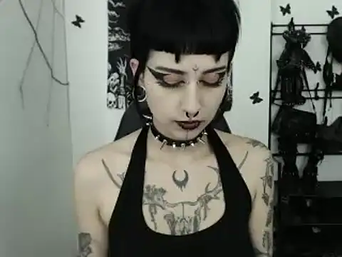 Snapshot of n0sferatus__ chatting on 10-16-25, 11:55 n0sferatus online show from 10-16-25, 11:55