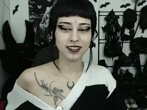 n0sferatus   online show from 04-24-26, 02:58