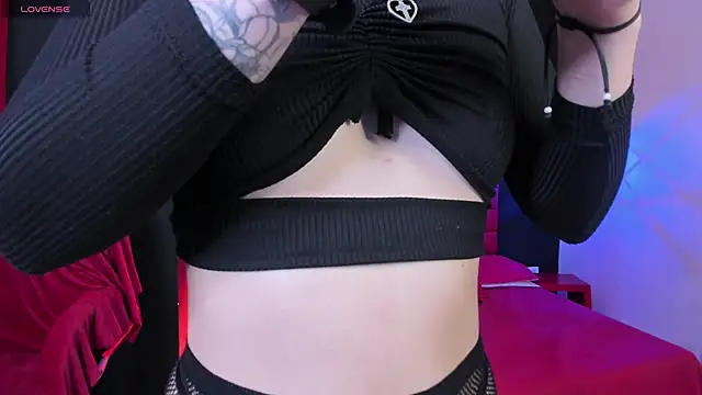 Megan wolf1  online show from 09-19-25, 03:30