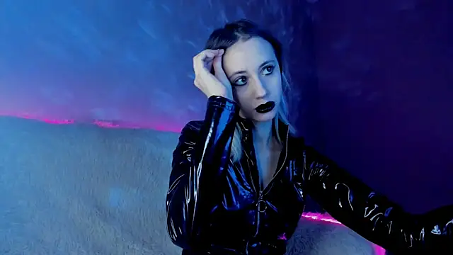 Snapshot of Inner_Light chatting on 02-08-25, 03:42 Inner Light online show from 02-08-25, 03:42