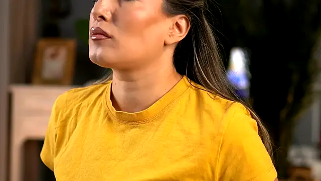 Snapshot of KellyMathews chatting on 09-11-25, 02:00 KellyMathews online show from 09-11-25, 02:00