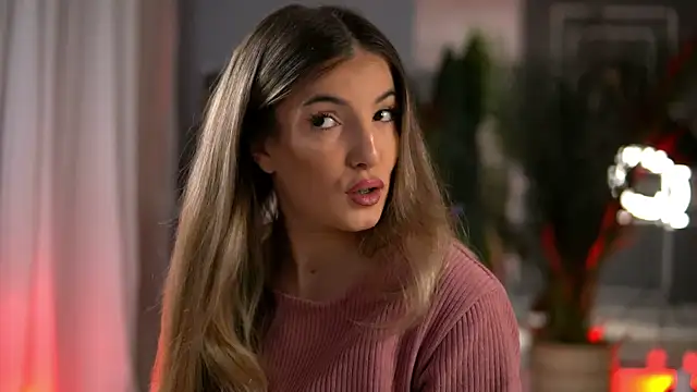 Snapshot of KellyMathews chatting on 11-29-25, 03:09 KellyMathews online show from 11-29-25, 03:09