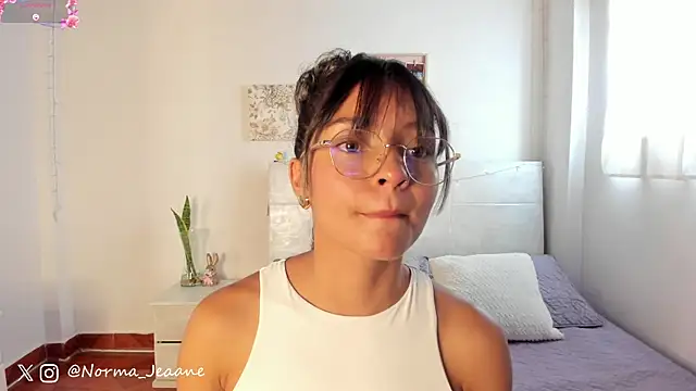 Snapshot of Norma-Jeaane chatting on 12-16-24, 04:38 Norma-Jeaane online show from 12-16-24, 04:38