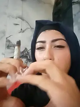 Snapshot of chaymae_nah_ chatting on 02-08-25, 03:52 chaymae nah online show from 02-08-25, 03:52