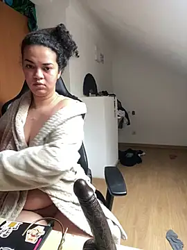 Snapshot of rafamarianoofc chatting on 03-13-25, 09:10 rafamarianoofc online show from 03-13-25, 09:10