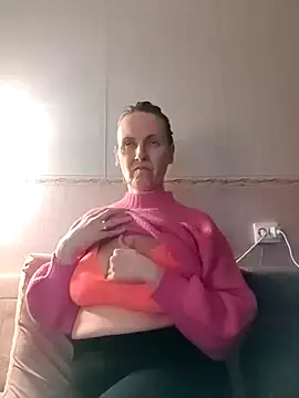 Evelina cute online show from 01-28-25, 06:39