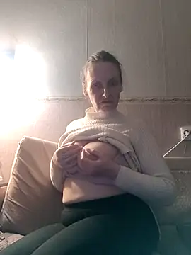 Evelina cute online show from 03-18-25, 08:04