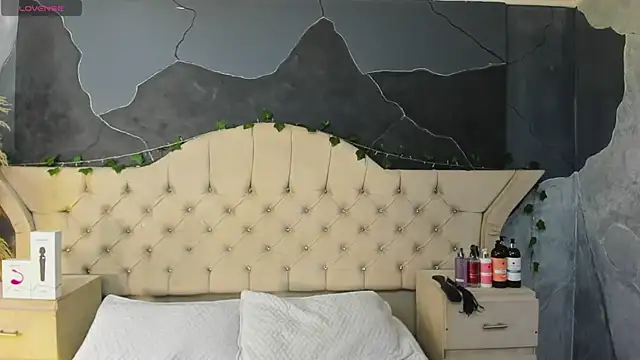 AmberGreyy  online show from 01-13-26, 06:13