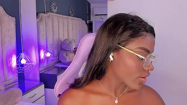 IsabellaBromsS online show from 01-16-25, 11:59