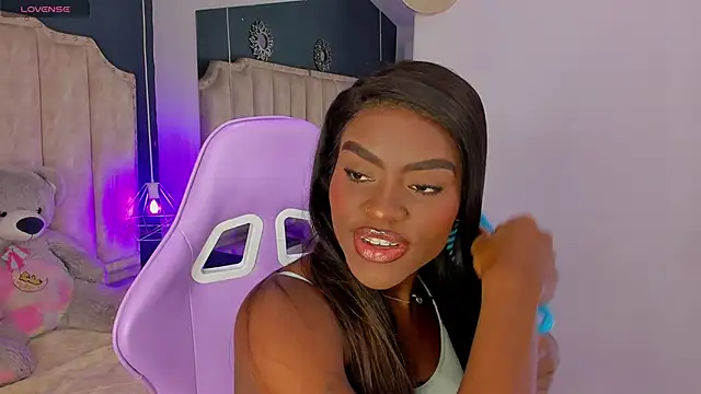 IsabellaBromsS online show from 01-20-25, 09:32