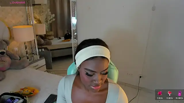 IsabellaBromsS online show from 09-19-25, 10:10