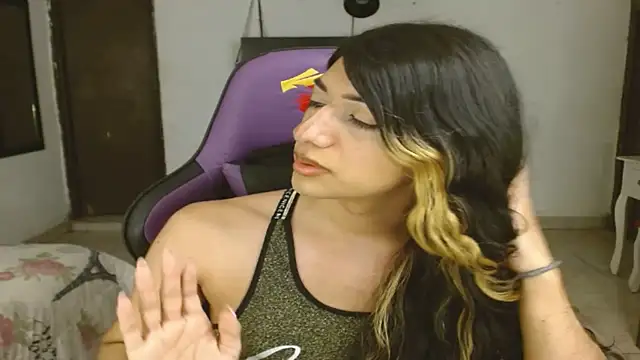 engielphoenis14 online show from 01-29-25, 06:12