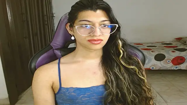 engielphoenis14 online show from 09-15-25, 10:21