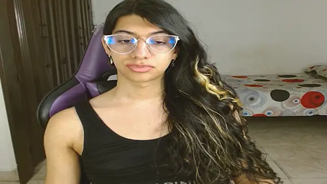 engielphoenis14 online show from 09-26-25, 09:30