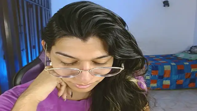 engielphoenis14 online show from 11-15-25, 02:42