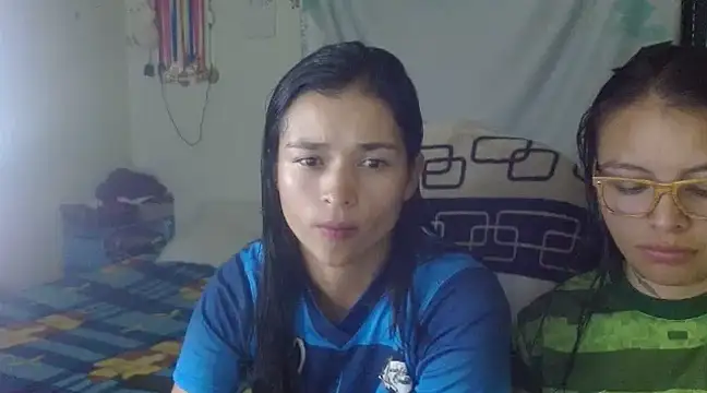 Snapshot of clayre_and_jill chatting on 02-13-25, 02:12 clayre and jill online show from 02-13-25, 02:12