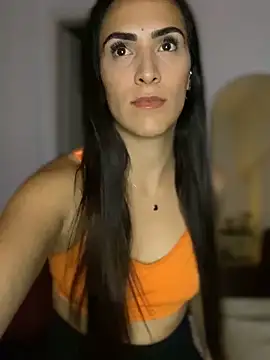 Snapshot of alessandra-a chatting on 01-11-25, 05:31 alessandra-a online show from 01-11-25, 05:31