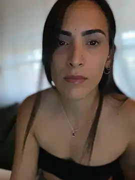 Snapshot of alessandra-a chatting on 01-14-25, 10:34 alessandra-a online show from 01-14-25, 10:34