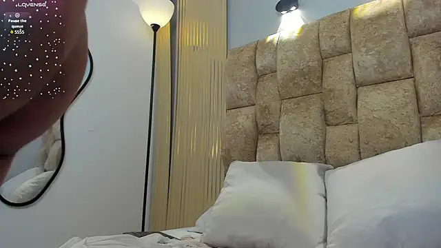 amatista  smith online show from 12-21-25, 01:18