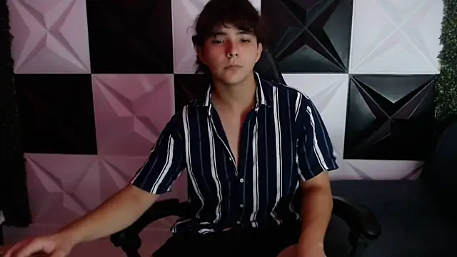 Dani cumboy online show from 01-22-25, 03:09