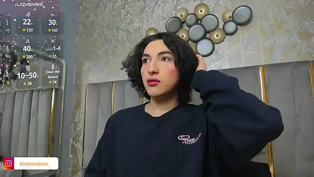 TomLondon  online show from 02-19-25, 11:38