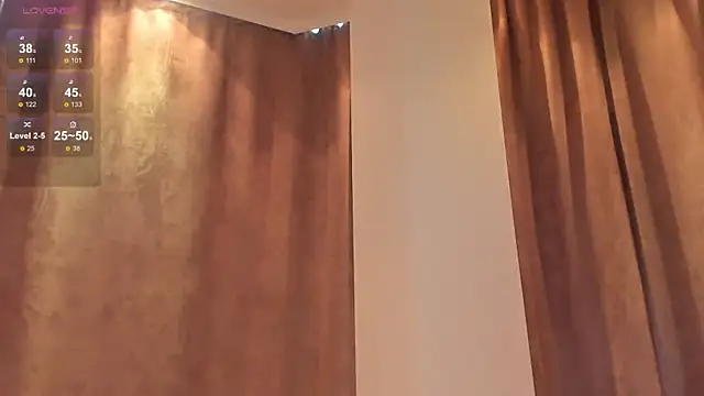 Snapshot of NaokoStifel chatting on 02-17-25, 05:36 NaokoStifel online show from 02-17-25, 05:36