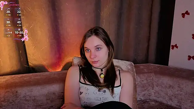 Snapshot of NaokoStifel chatting on 02-21-26, 01:06 NaokoStifel online show from 02-21-26, 01:06