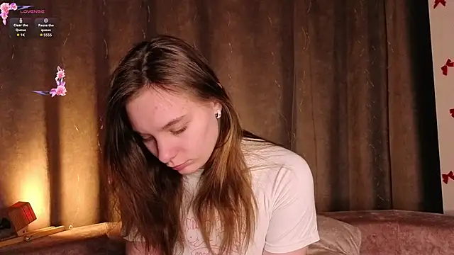 Snapshot of NaokoStifel chatting on 02-26-26, 01:04 NaokoStifel online show from 02-26-26, 01:04