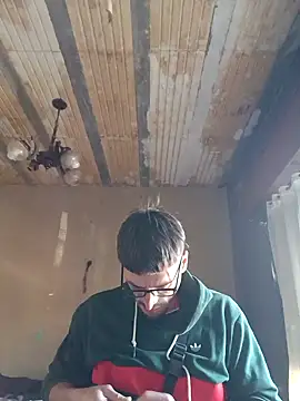 Snapshot of puak6666 chatting on 10-28-25, 08:44 puak6666 online show from 10-28-25, 08:44