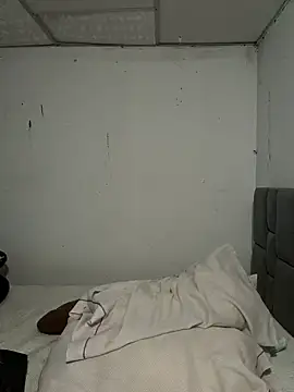 BrittanyDiaz online show from 01-28-25, 07:10