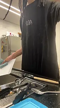 Snapshot of hotcamboy420 chatting on 01-09-26, 09:05 hotcamboy420 online show from 01-09-26, 09:05