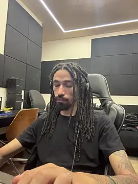 Snapshot of hotcamboy420 chatting on 02-20-26, 06:59 hotcamboy420 online show from 02-20-26, 06:59