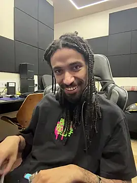 Snapshot of hotcamboy420 chatting on 02-22-26, 07:40 hotcamboy420 online show from 02-22-26, 07:40