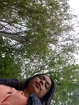 LydiaMaus96 online show from 05-10-26, 12:43
